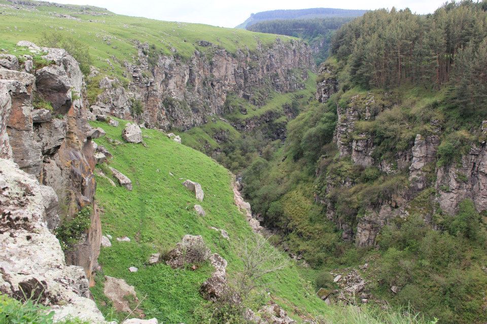 07/05/2019 · с 2015 года дашбашский каньон стал популярным туристическим местом. Hit Etogo Leta Dashbashskij Kanon Friend In Georgia