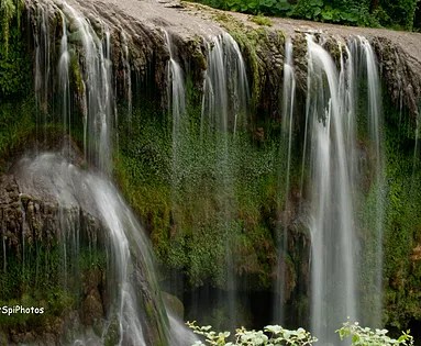 Cascata delle marmore) — рукотворный исторический водопад, который находится в 7,5 км от города терни в итальянском регионе умбрия. Mramornyk Vodopady Linguabella