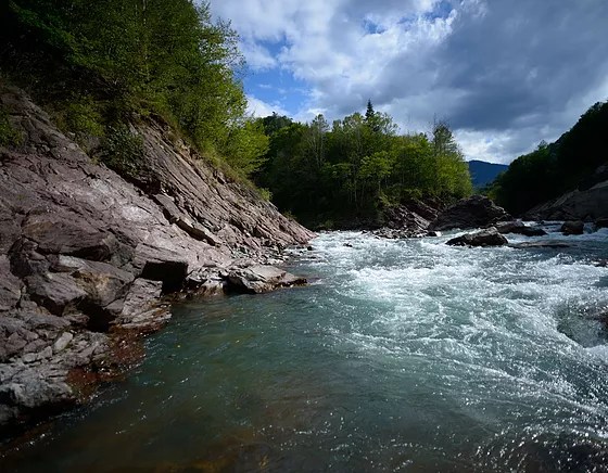 Точник в каньоне реки фарс, долина аммонитов, старинный казачий родник,. Dzhipping V Adygee Ekskurgii Na Dzhipe Po Goram