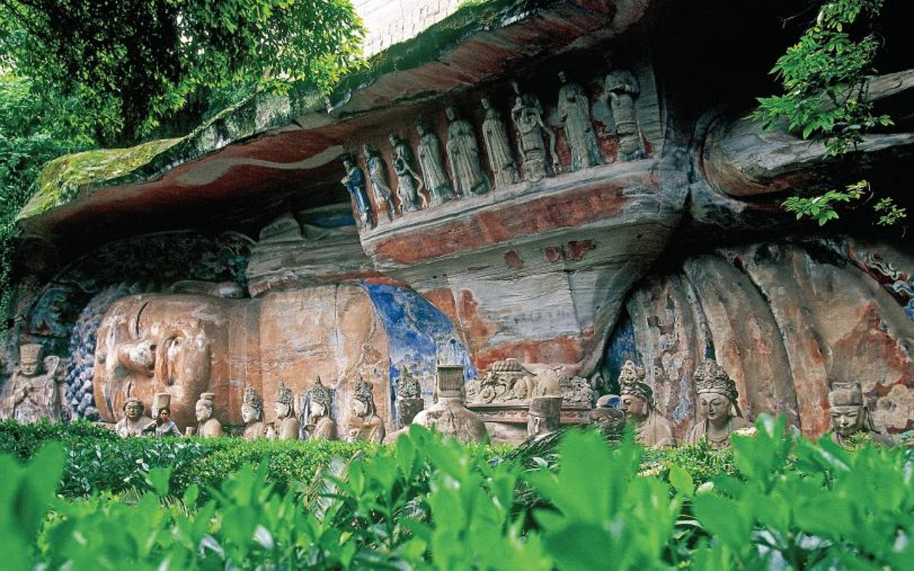 Дуньхуан (могао), луоян и датон. U Tyoti Soni Landshaftnyj Park Naskalnyh Relefov Daczu V Chuncine